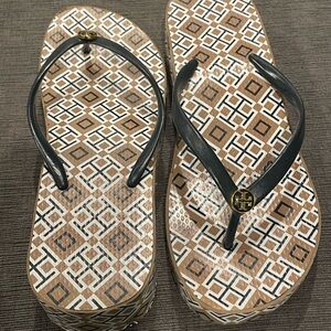 Tory Burch wedge flip flop